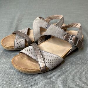 Earth Sandals Womens 9 Linden Laguna Open Toe Gray Leather Buckle